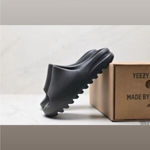 Yeezy Charcoal Slide Footwear
